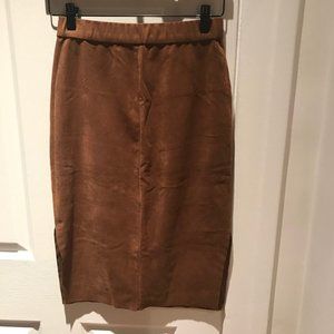 Aritzia Wilfred Suede Lis Pencil Skirt